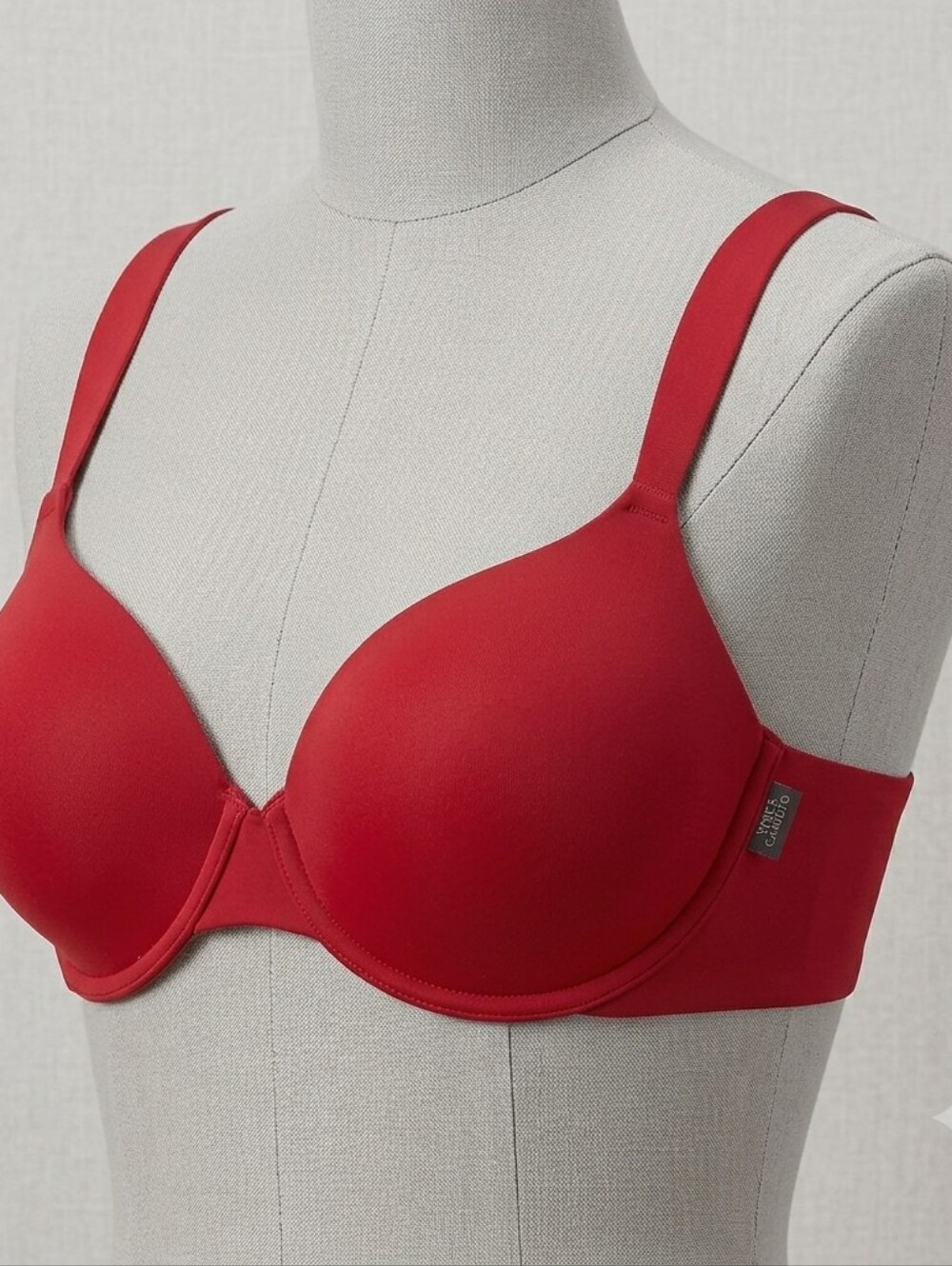 Vince Camuto Red Molded Underwire T-Shirt Bra Size 40C Support Comfort NWOT